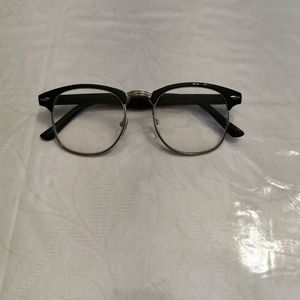 Black & Silver Toned Reading 2.00 Glasses 2.00